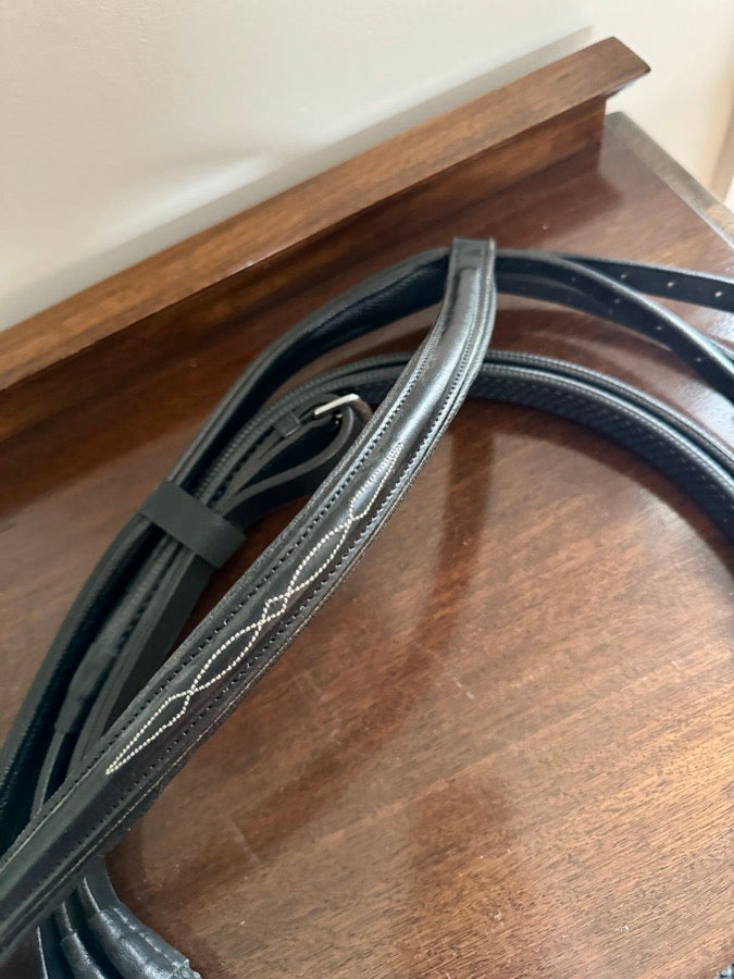 Black oversize bridle & reins (incomplete)