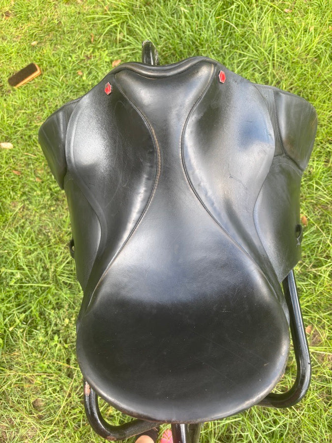 ALBION Albion dressage saddle