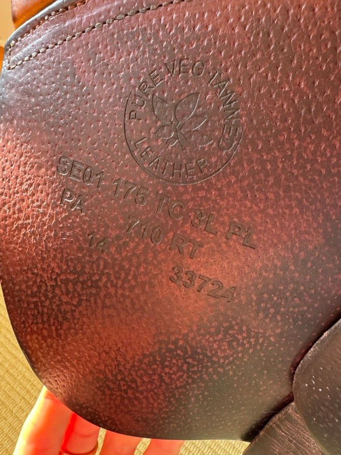 17.5” 2014 CWD SE01 Jump Saddle - 3L Flaps