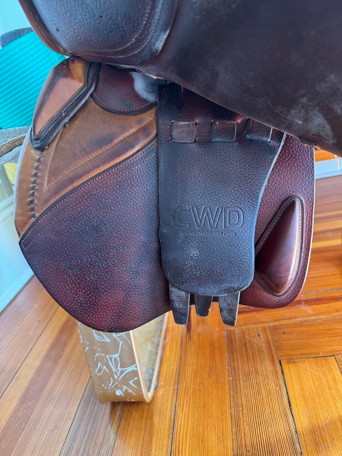 17.5” 2014 CWD SE01 Jump Saddle - 3L Flaps