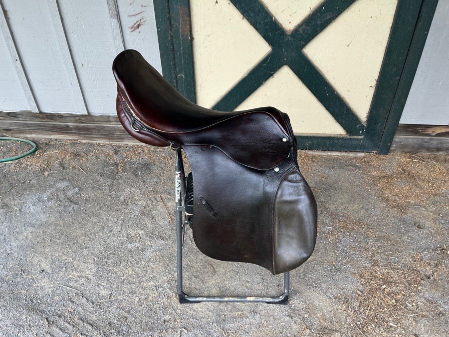 19” Johs. Stubben Krefeld Saddle