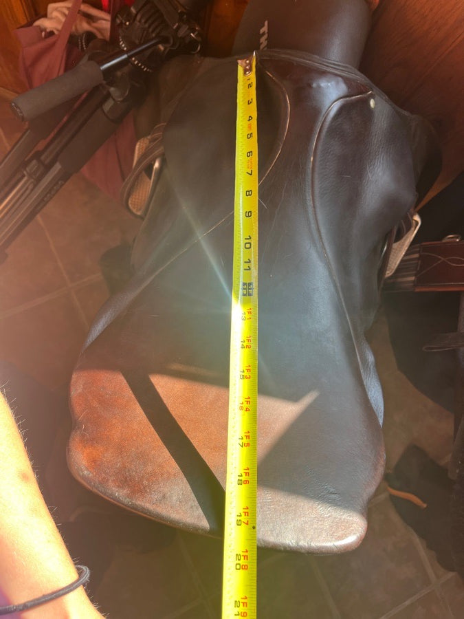 19” Johs. Stubben Krefeld Saddle