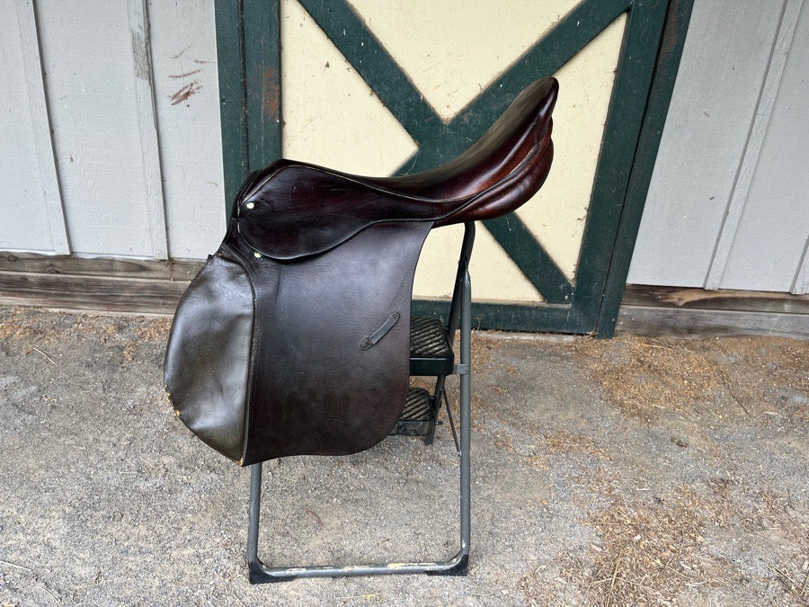 19” Johs. Stubben Krefeld Saddle