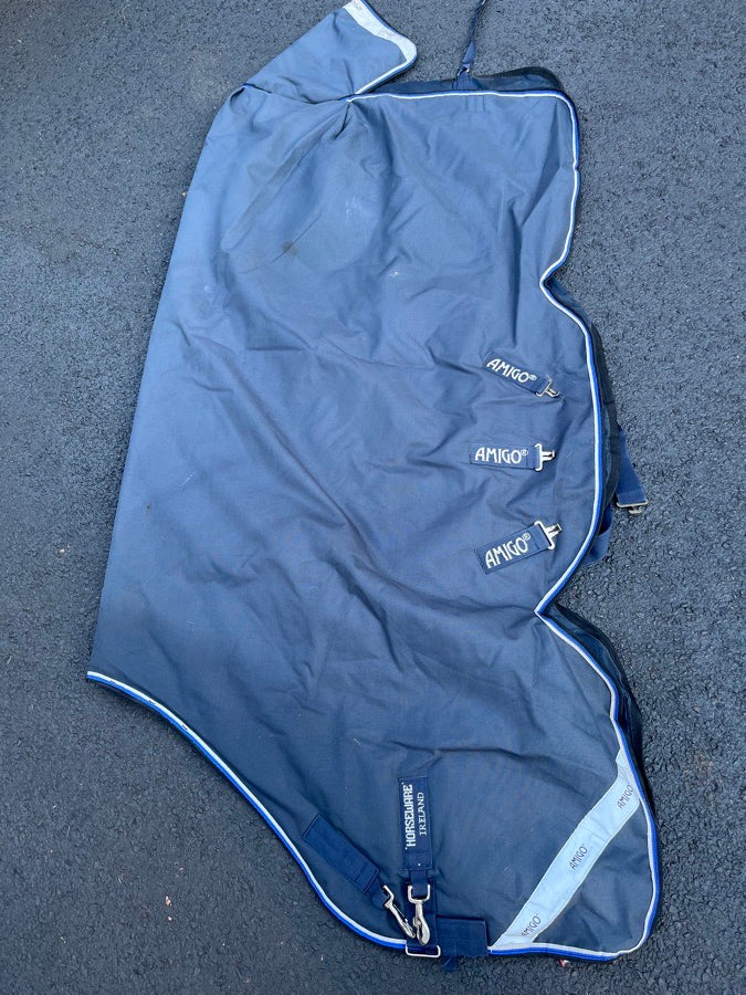 400g Horseware turnout blanket and hood
