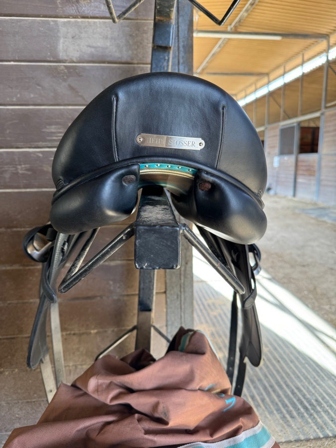 Voltaire Dressage Saddle