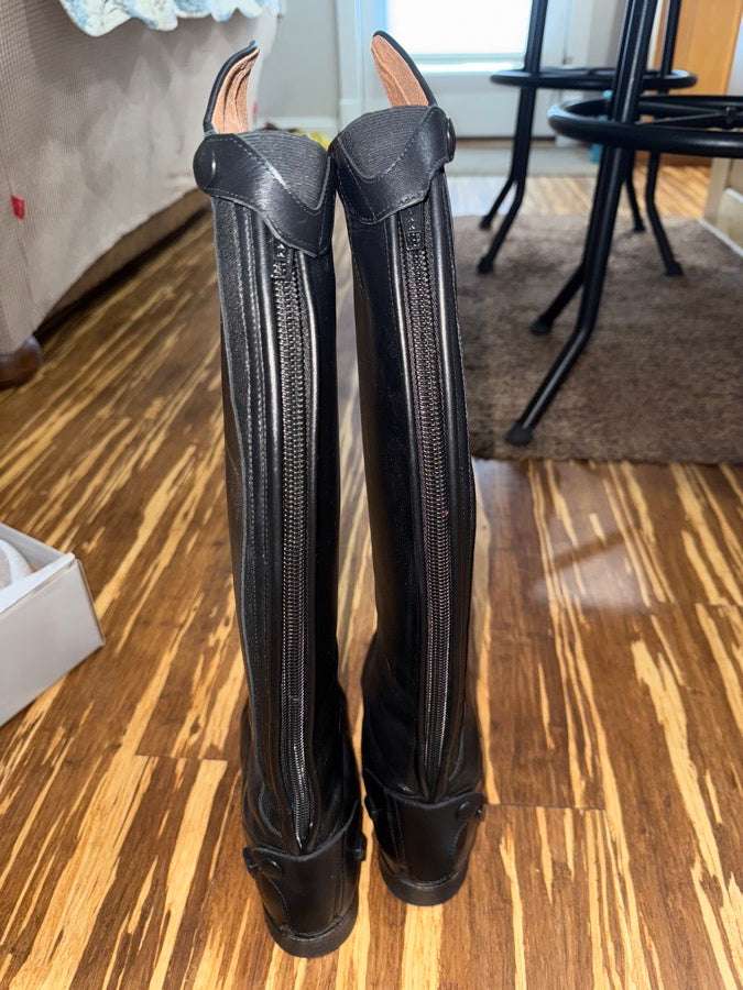 DOVER SADDLERY Dover Madison Field Boot wide/short (3)