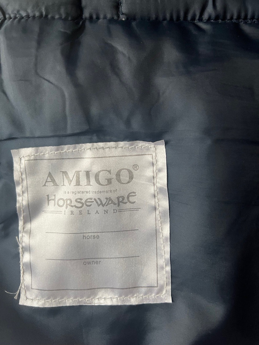 Size 84 Amigo Medium weight horse blanket