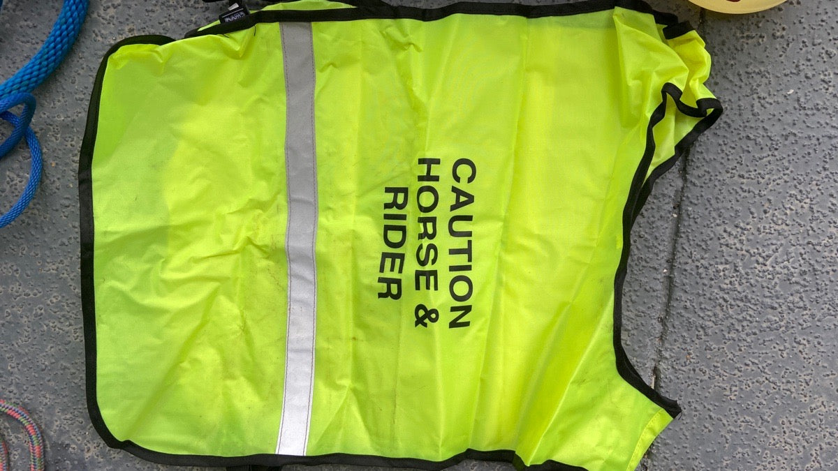 HI-VIS RIDER SAFETY VEST WATERPROOF