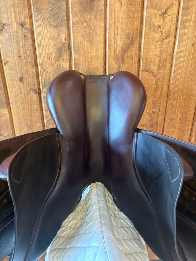 CWD CWD 17” seo3 close contact (5)