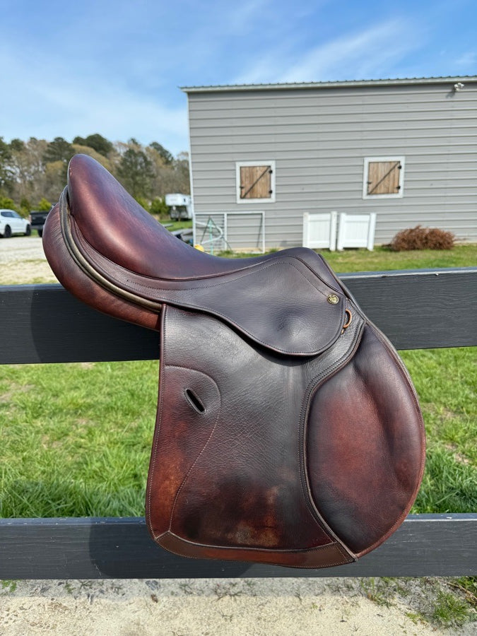 HDR 17in saddle