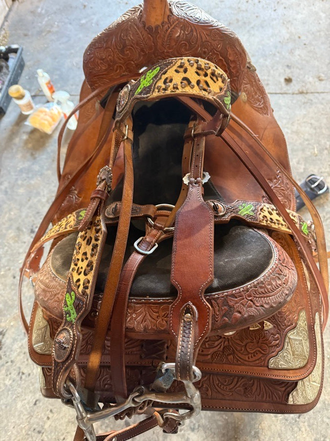 Leopard Western Headstall and Breasr collar Set