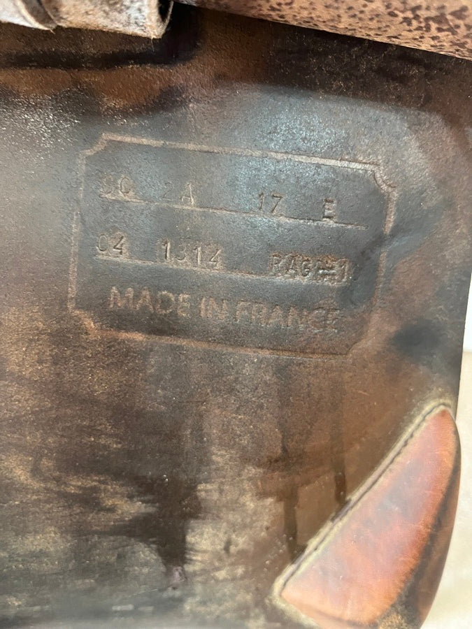 ANTARES 17in Antares close contact saddle (5)