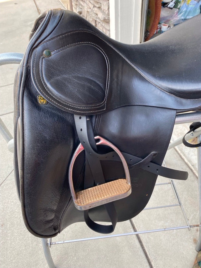 Stubben Scandinan Dressage saddle