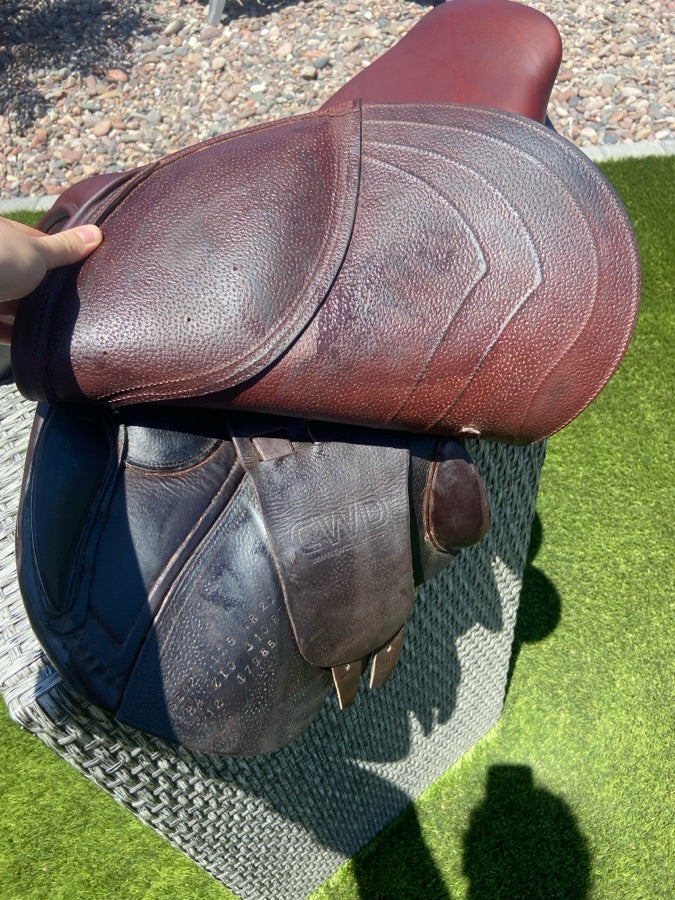 17.5 CWD 2012 Refurbished Hunter Saddle