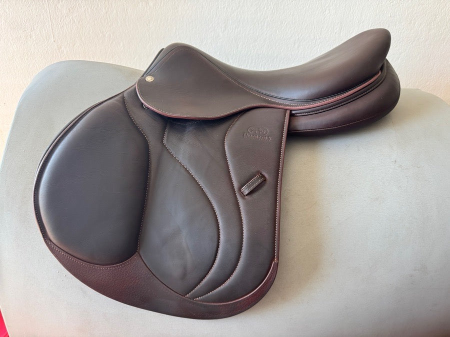 DEVOUCOUX 17.5” 2021 Devoucoux Biarritz O Saddle - 2AA - Full Buffalo
