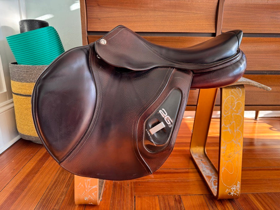 18” 2016 CWD 2Gs Jump Saddle - 3C Flaps