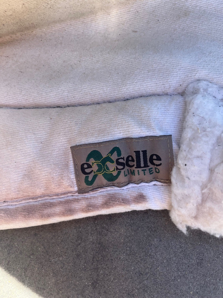 EXSELLE white half pad