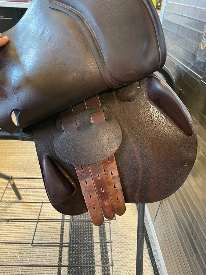Equipe Emporio Jumping Saddle