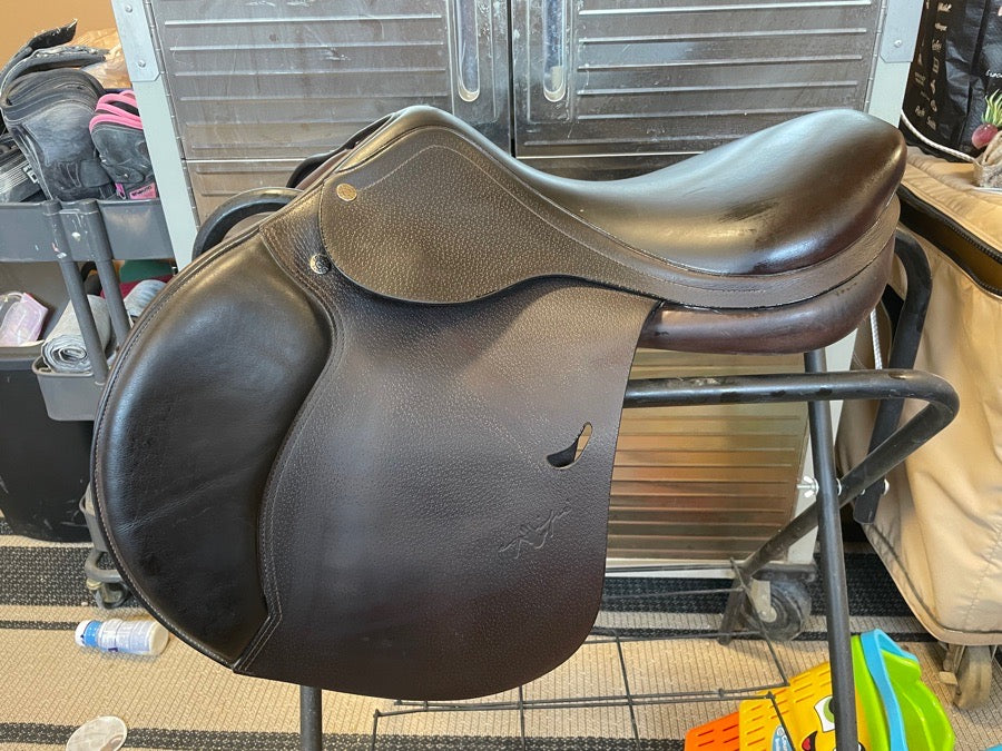Equipe Emporio Jumping Saddle