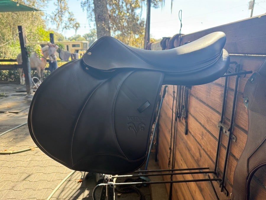 VOLTAIRE 2024 NEW 18.5 Voltaire