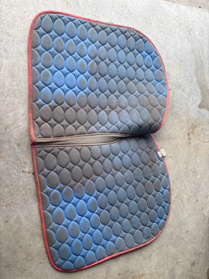 DOVER SADDLERY CoolBlast all-purpose saddle pad (3)