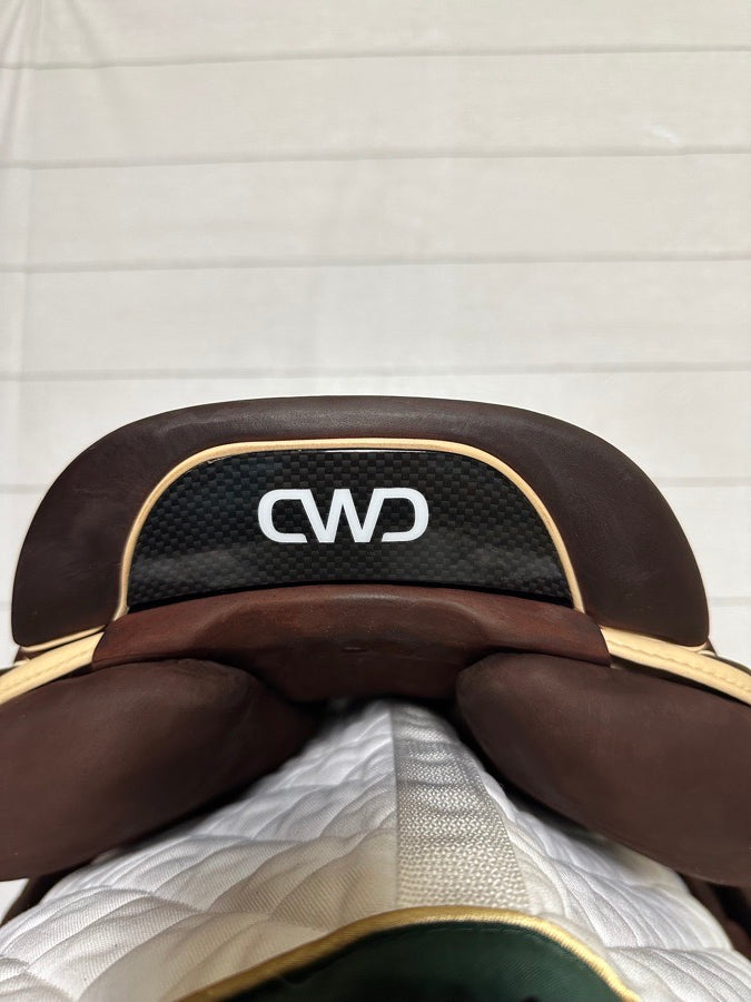 2025 Close Contact CWD Mademoiselle