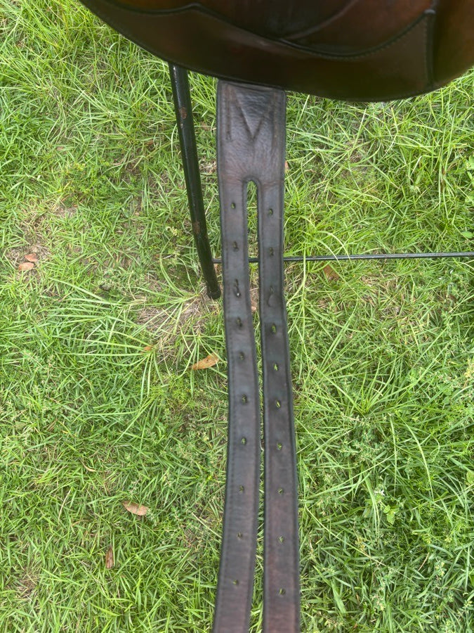 Other M Toulouse eventing saddle with genesis tree
