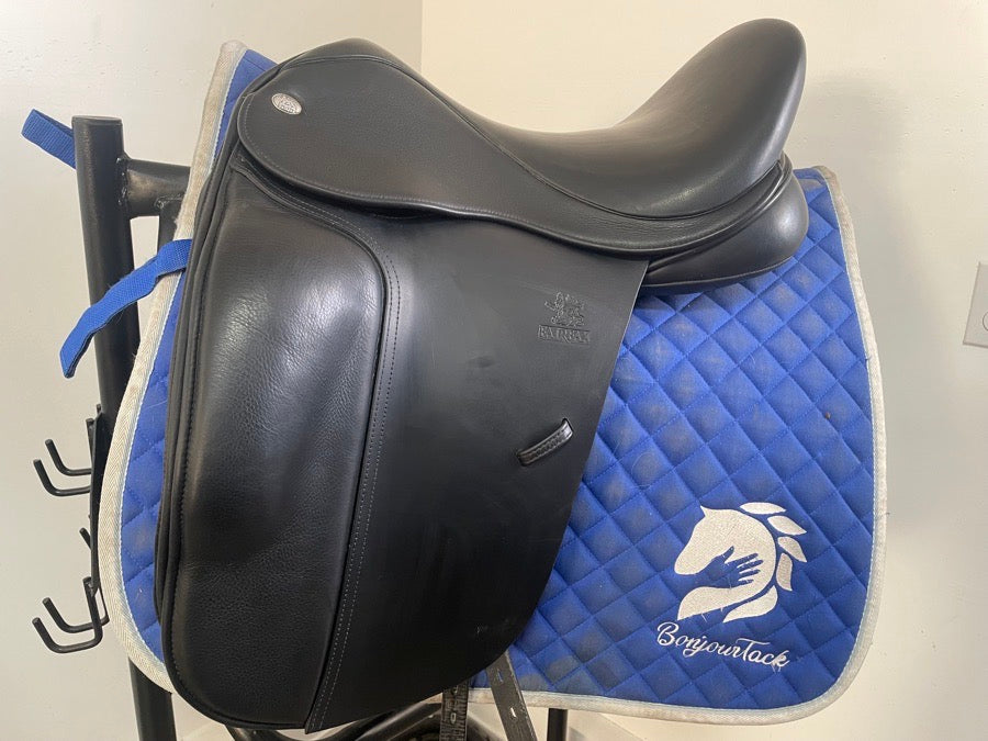 Other 17” Fairfax Classic Cupped Flap dressage - 2019 - xch adjustable medium wide