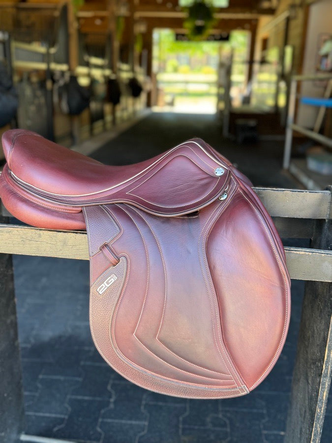 Demo condition 17” 3L CWD 2Gs Mademoiselle