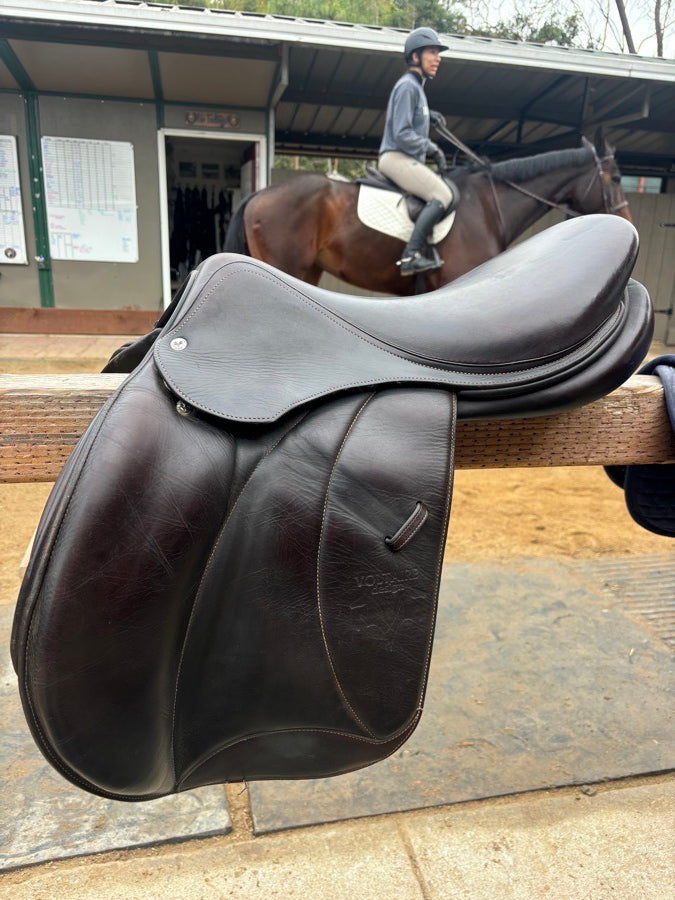 Voltaire Saddle