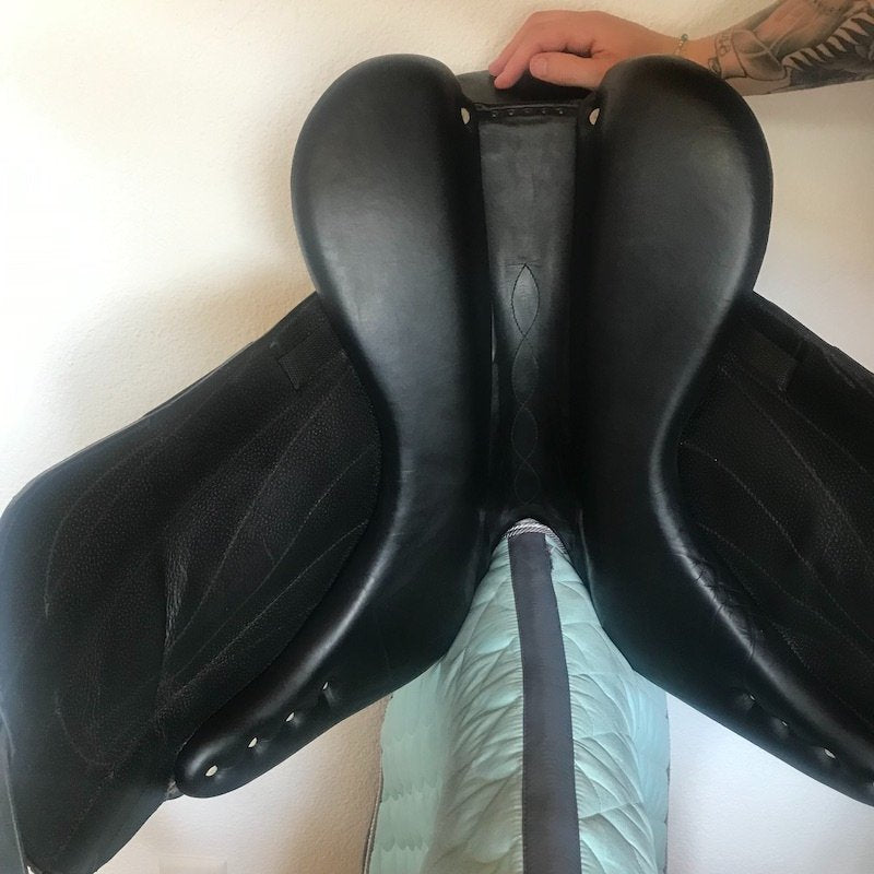 18" Antares Concept (measures large)