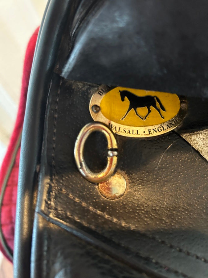Black Country Eloquence Dressage Saddle
