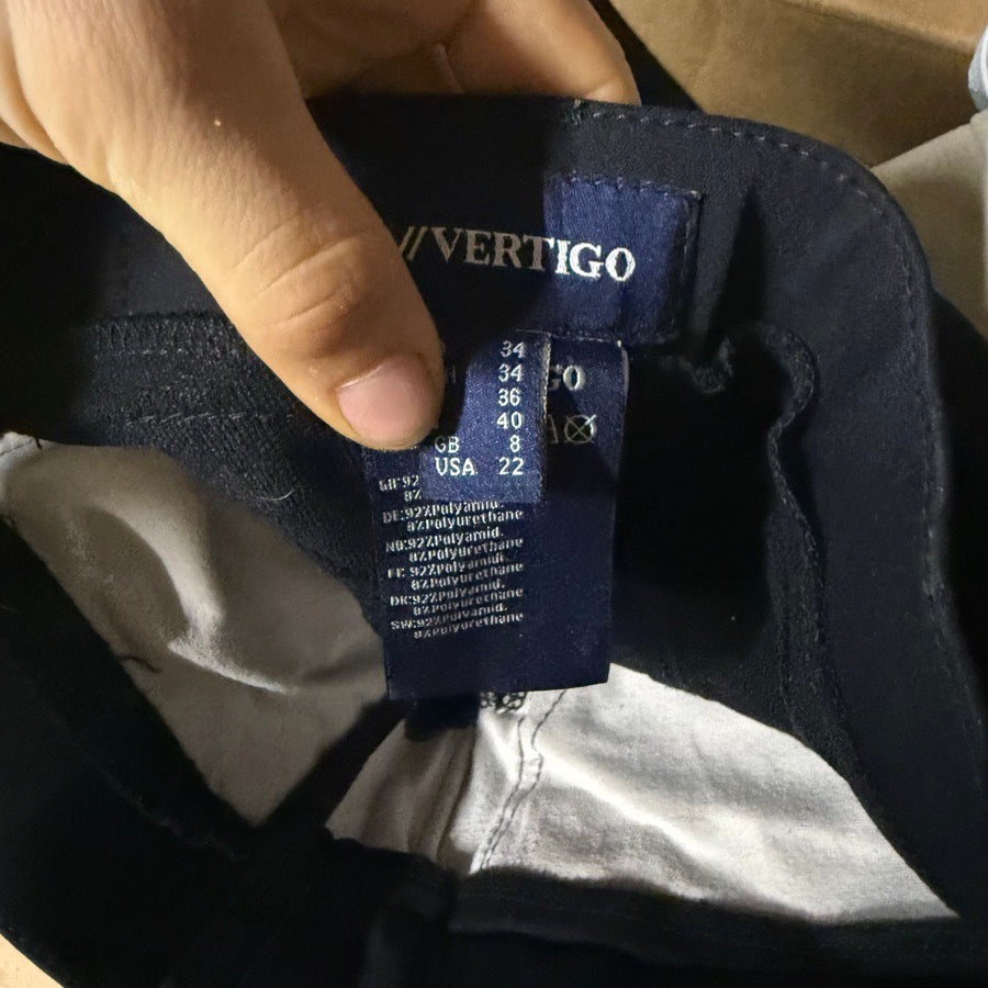 Women’s Size 22 Black B Vertigo Knee Patch Horseback Riding Breeches. Good Cond.