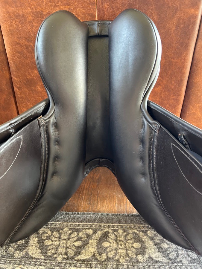18” M County Innovation SR Fwd Flap