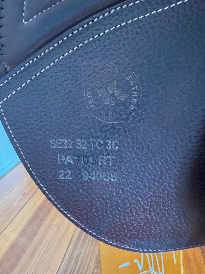 CWD 17.5” 2022 CWD SE32 Mademoiselle 2Gs Saddle - 3C Flaps - Full Buffalo - LIKE NEW (6)