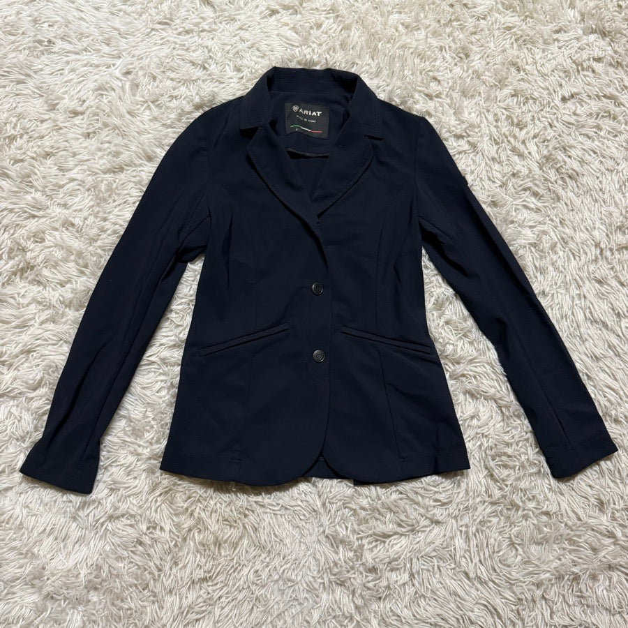Women’s Size 2 Navy Ariat Horseback Riding Show Coat. Needs button repaired.