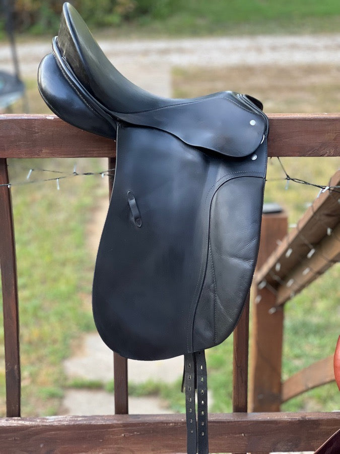 17.5” Passier Grand Gilbert Dressage Saddle