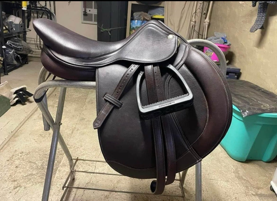 HDR Saddle