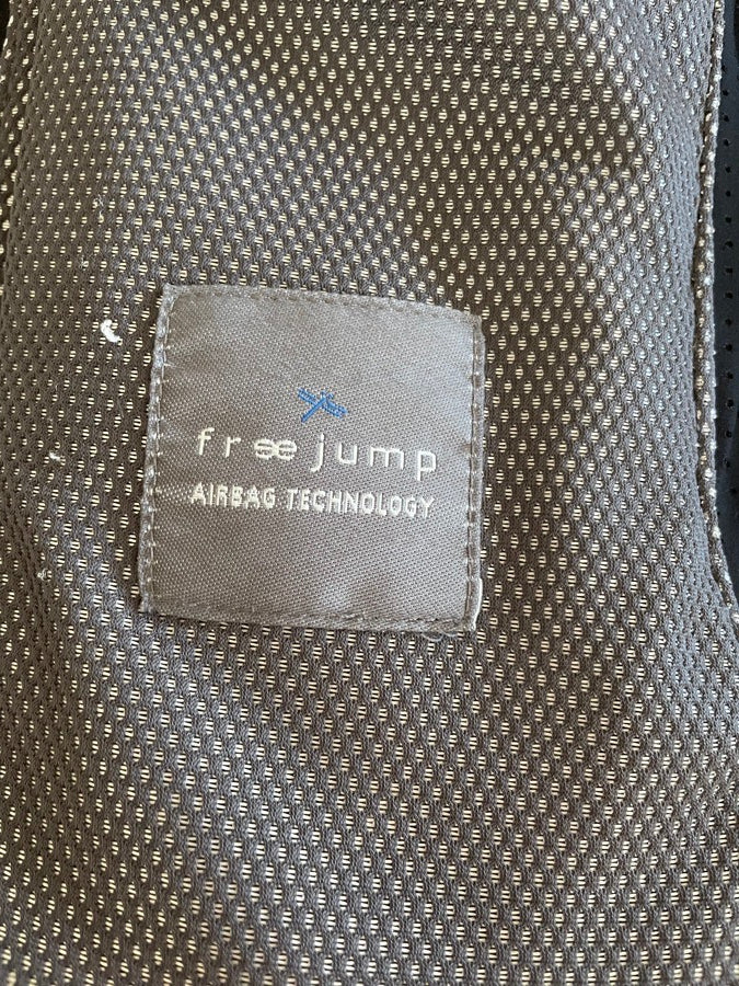 Penélope freejump Airvest