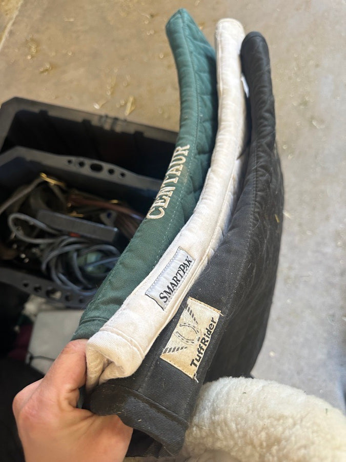 CENTAUR Saddle Pads (2)