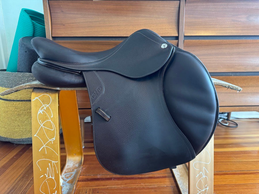 CWD 16.5” 2019 CWD SE03 Jump Saddle - Grain/Buffalo - 1L Flaps - Excellent! (6)
