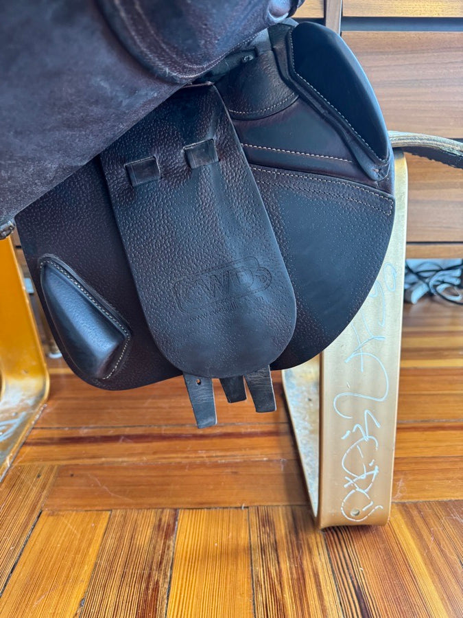 CWD 16.5” 2019 CWD SE03 Jump Saddle - Grain/Buffalo - 1L Flaps - Excellent! (7)