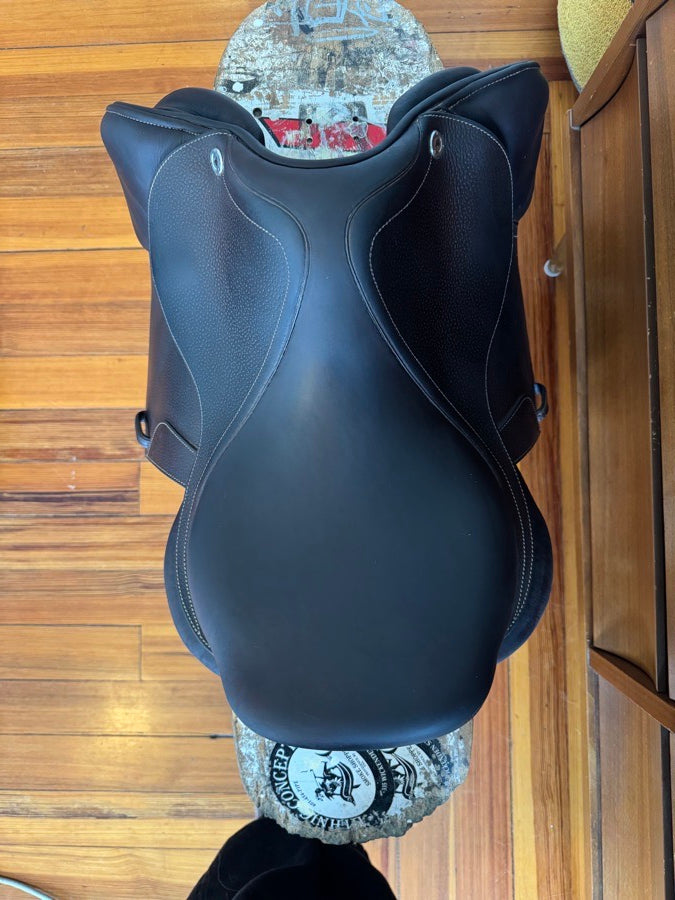 CWD 16.5” 2019 CWD SE03 Jump Saddle - Grain/Buffalo - 1L Flaps - Excellent! (5)
