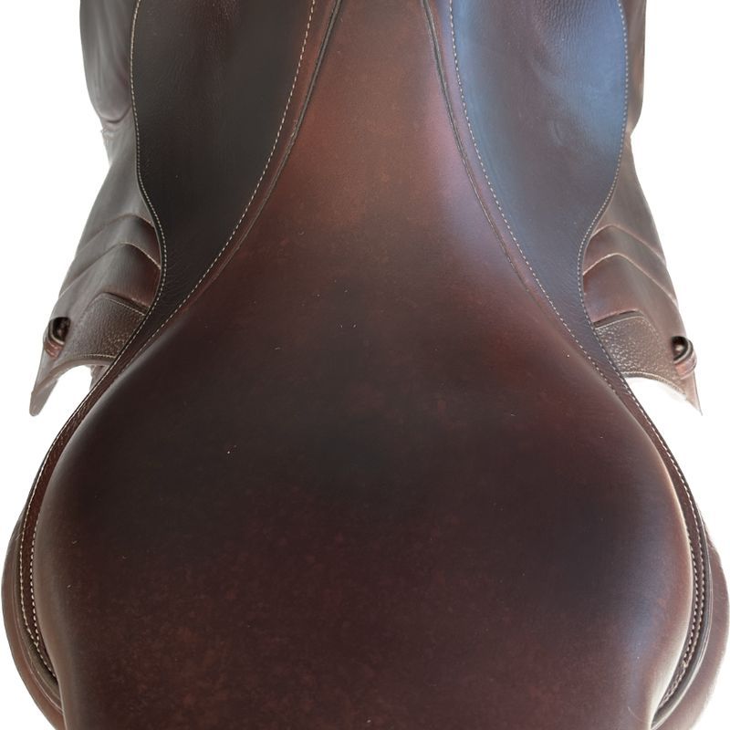 CWD Hunter/Jumper SE01 | 17.5" | 2C Flaps