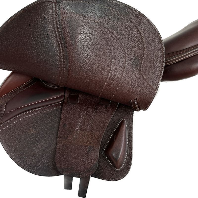CWD Hunter/Jumper SE01 | 17.5" | 2C Flaps