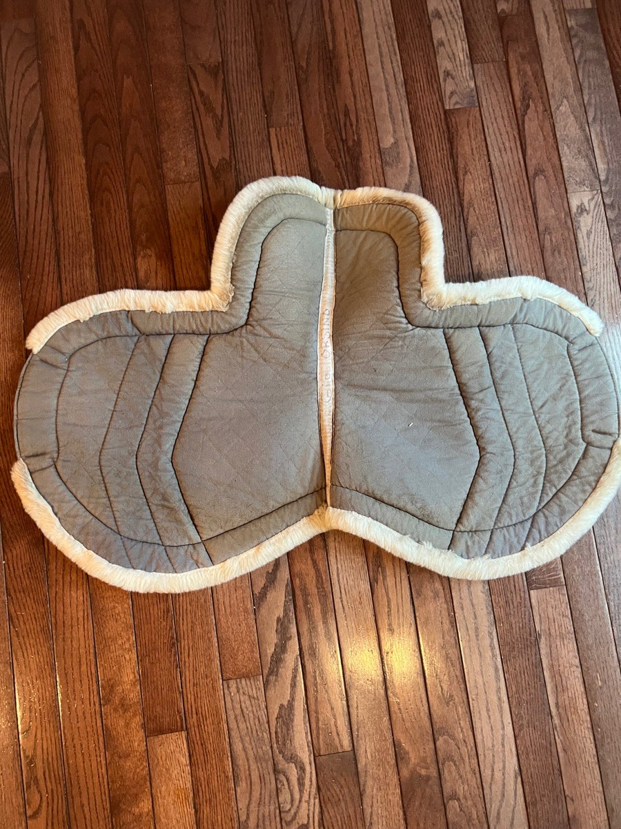 Other Equine LUX Easy Adjustable Sheepskin Show Pad (3)