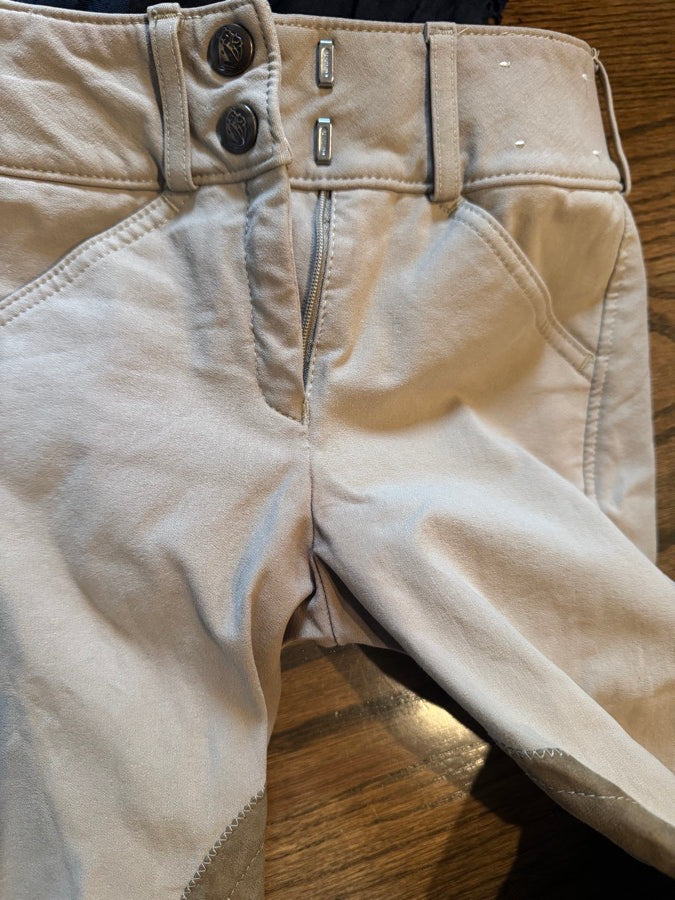 Youth size 8 Tailer Sportsman