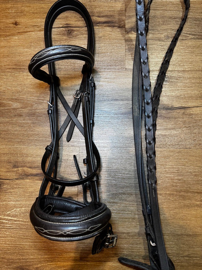 Plymouth Wide Noseband Hunter Bridle. Full Size