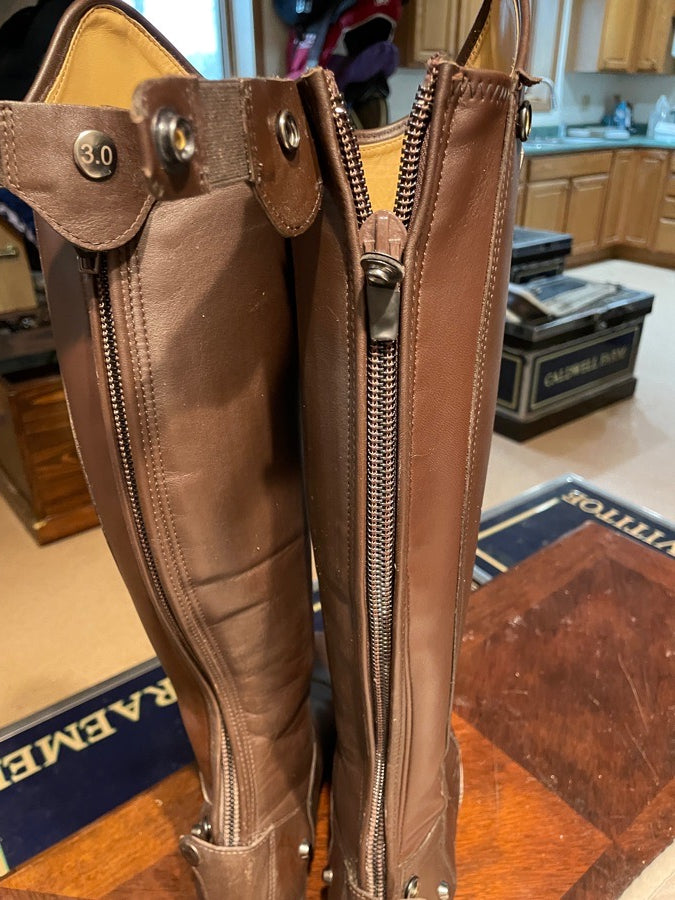 Beautiful brown Tucci tall boots