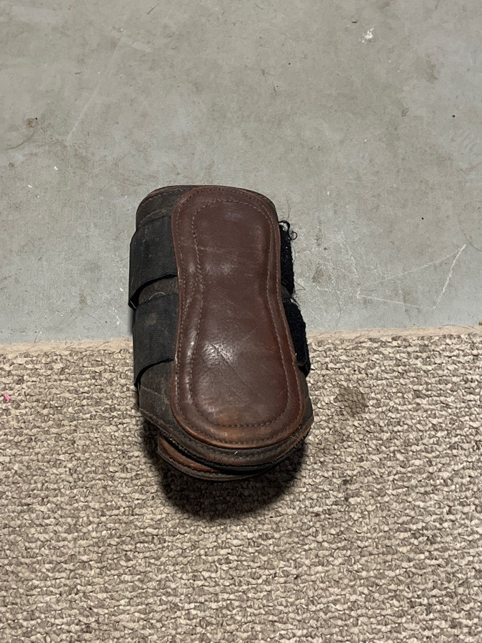 brushing boots
